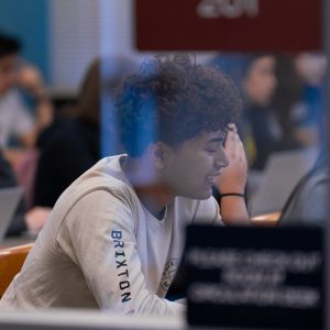 students in computer lab wroking