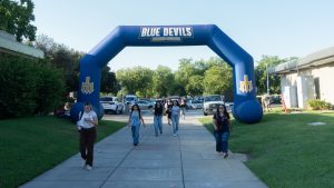 Students walking onto campus